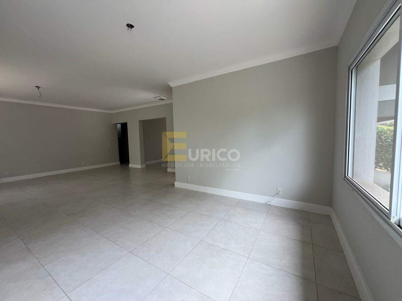 Casa em condomínio à venda no Condomínio Reserva Colonial em Valinhos/SP: