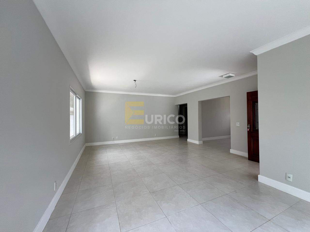 Casa em condomínio à venda no Condomínio Reserva Colonial em Valinhos/SP: 