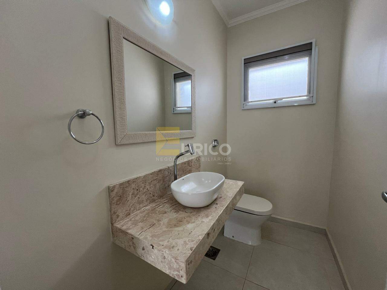 Casa em condomínio à venda no Condomínio Reserva Colonial em Valinhos/SP: