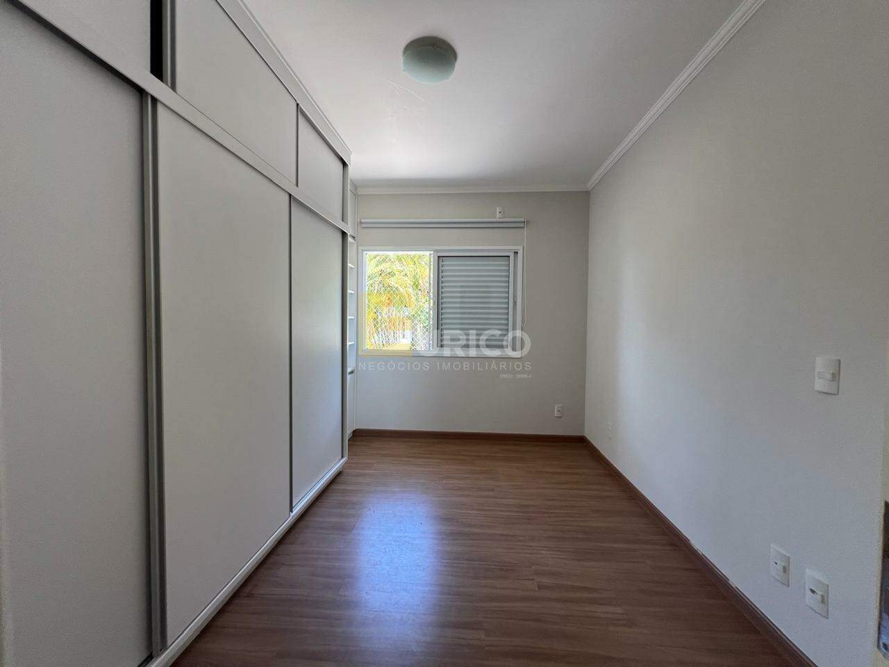 Casa em condomínio à venda no Condomínio Reserva Colonial em Valinhos/SP: