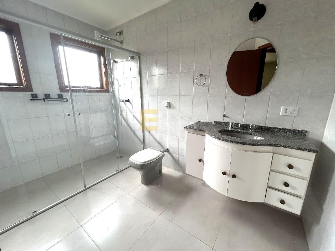 Casa em condomínio à venda no Condomínio Estância Marambaia em Vinhedo/SP: