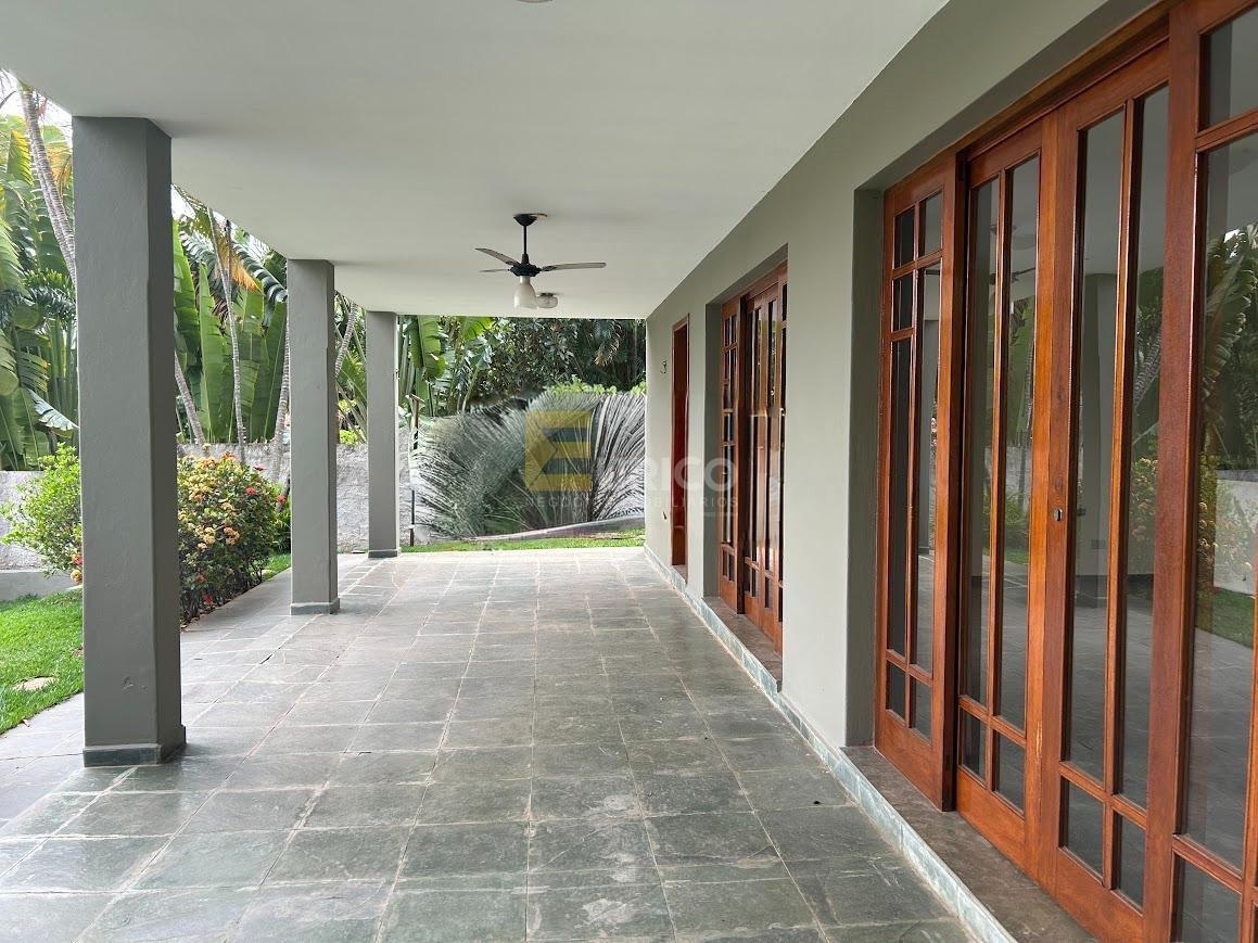 Casa em condomínio à venda no Condomínio Estância Marambaia em Vinhedo/SP: