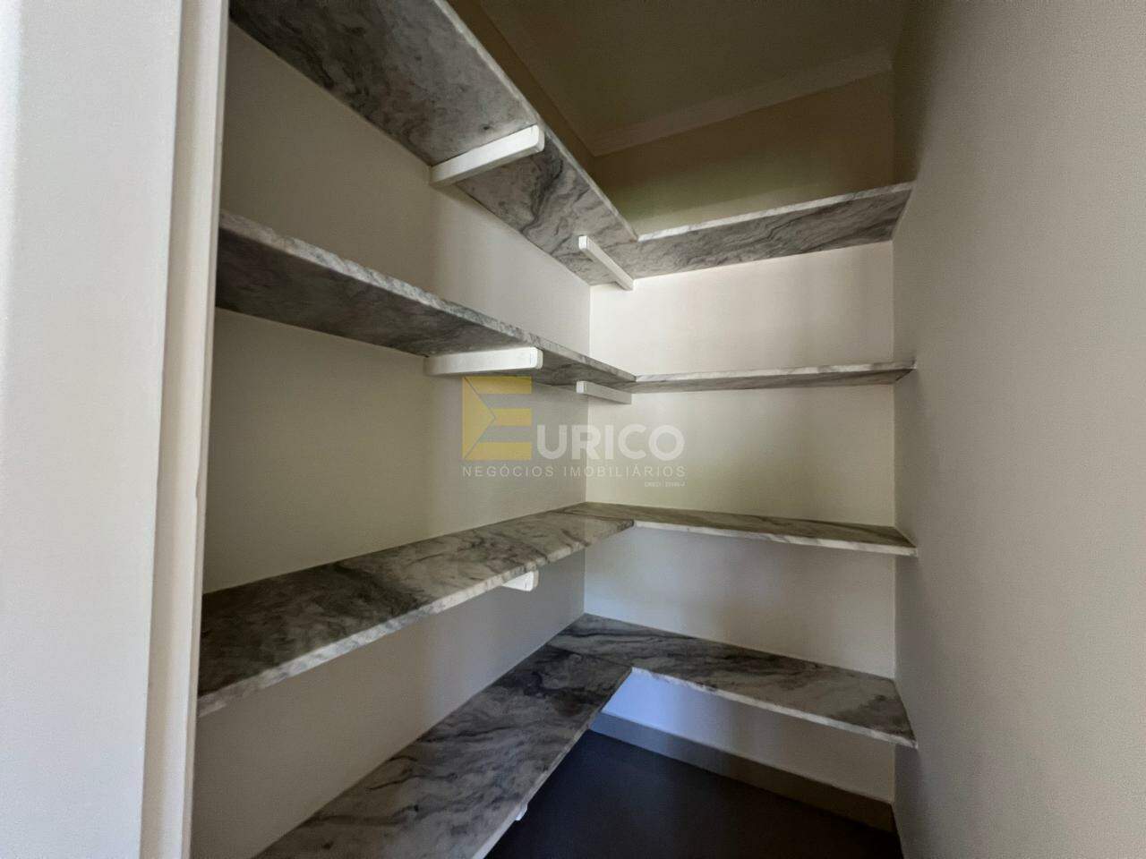 Casa em condomínio para aluguel no Condomínio Vivenda das Cerejeiras em Valinhos/SP: 