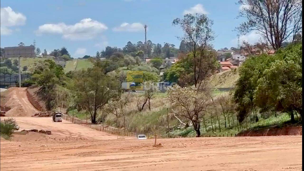 Terreno à venda no Turim Loteamento Comercial - Capela - Vinhedo - SP em Vinhedo/SP: