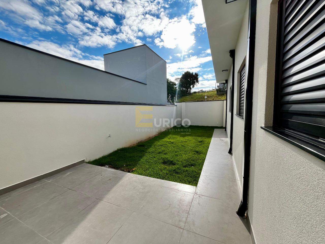 Casa à venda no Jardim das Videiras em Vinhedo/SP: 