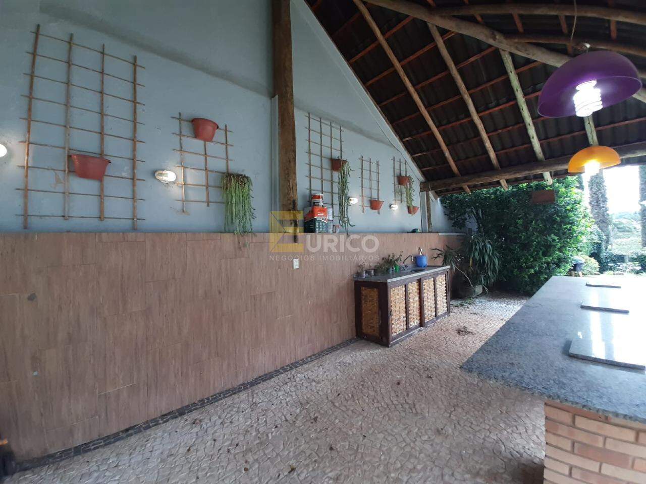 Casa em condomínio à venda no Condomínio Portal do Lago em Valinhos/SP: 