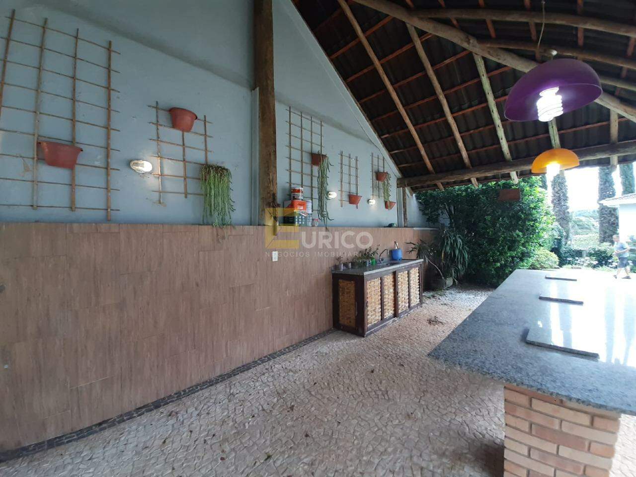 Casa em condomínio à venda no Condomínio Portal do Lago em Valinhos/SP: 