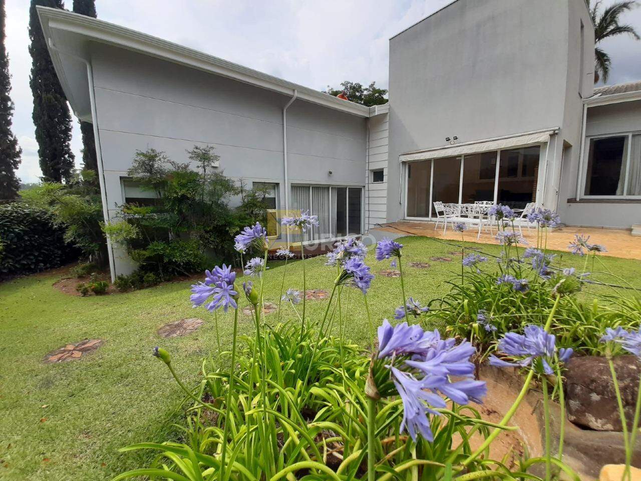 Casa em condomínio à venda no Condomínio Portal do Lago em Valinhos/SP: 