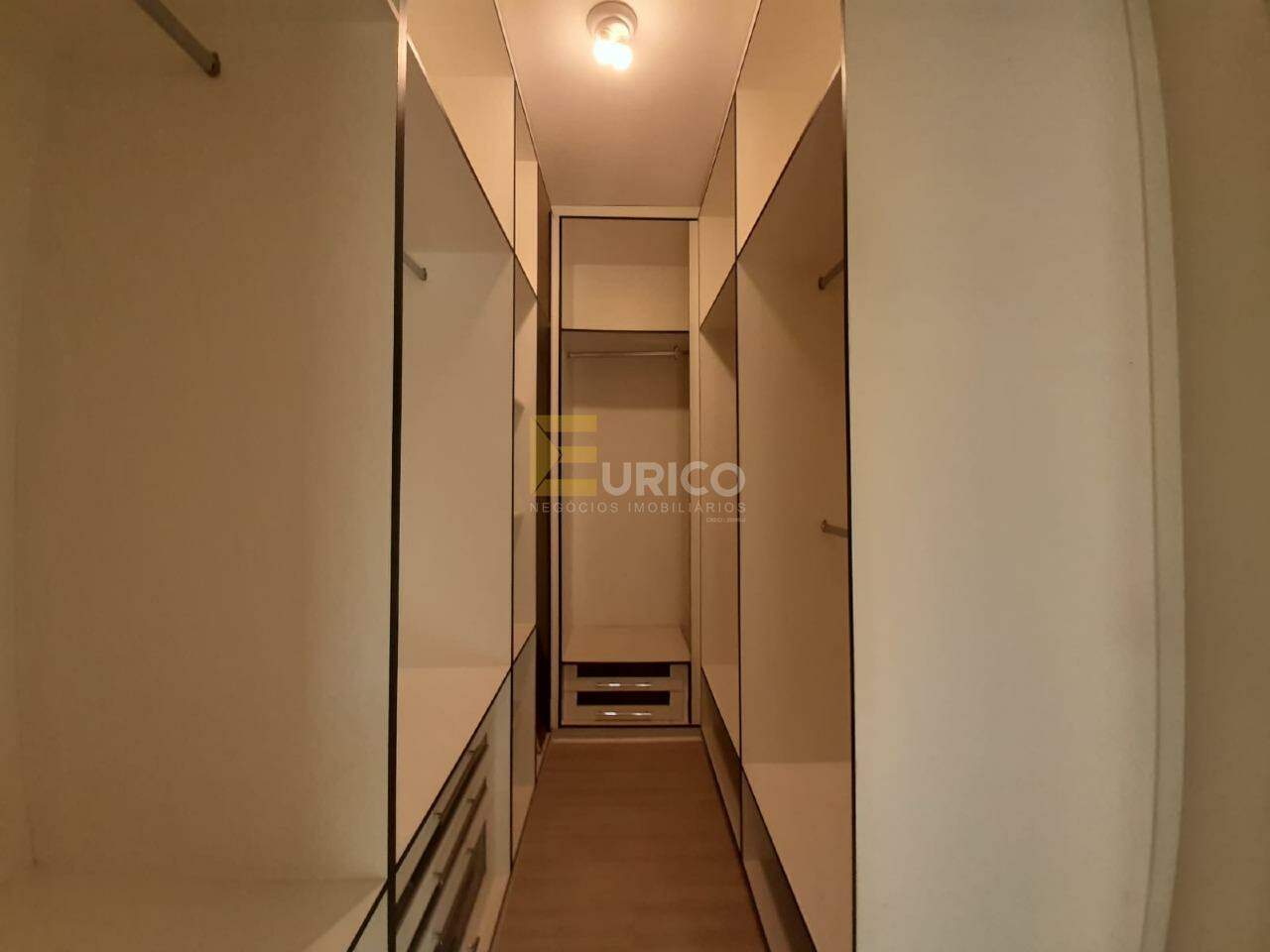 Casa em condomínio à venda no Condomínio Portal do Lago em Valinhos/SP: 