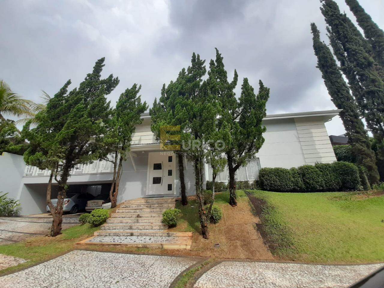 Casa em condomínio à venda no Condomínio Portal do Lago em Valinhos/SP: 