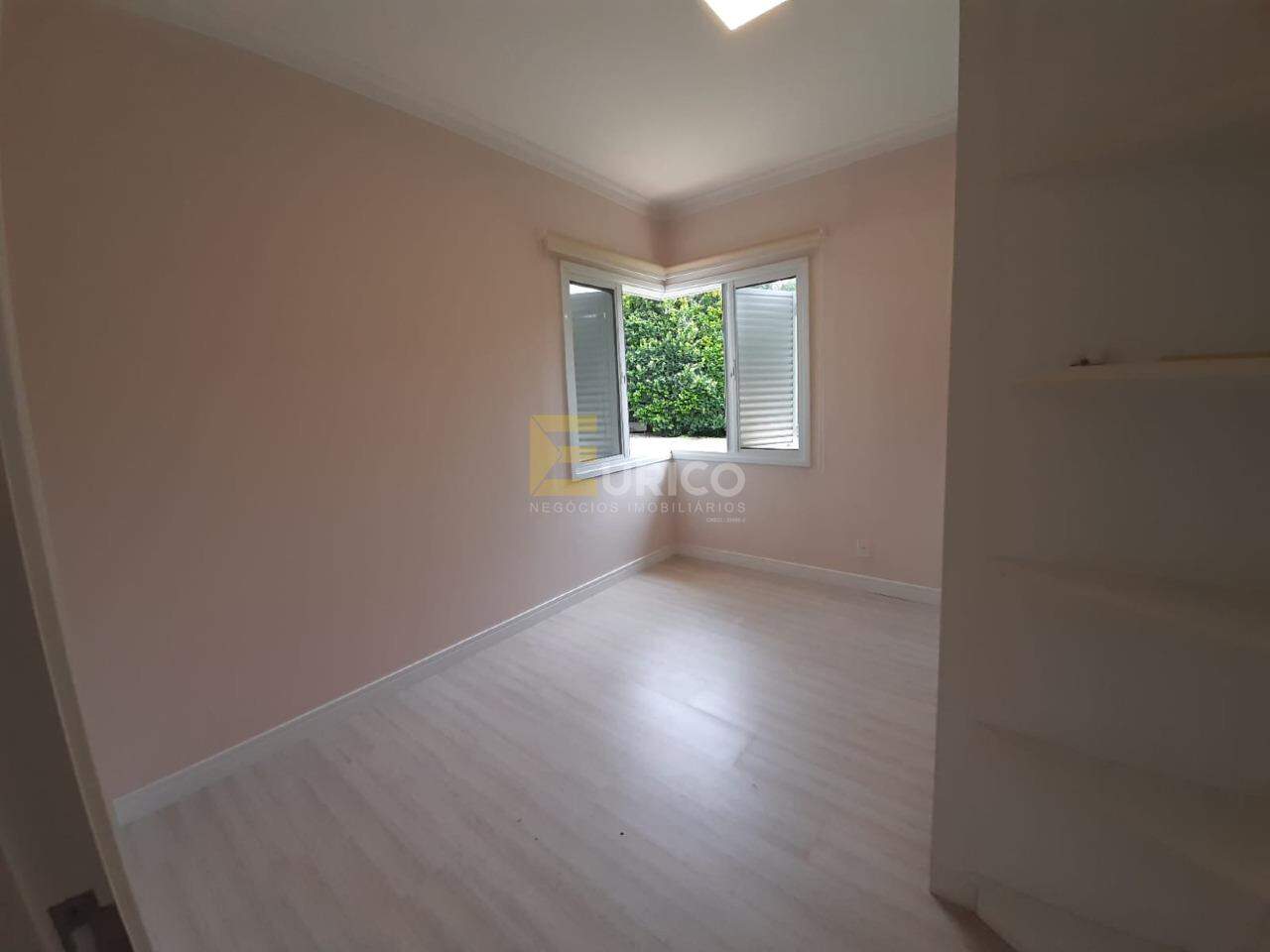 Casa em condomínio à venda no Condomínio Portal do Lago em Valinhos/SP: 