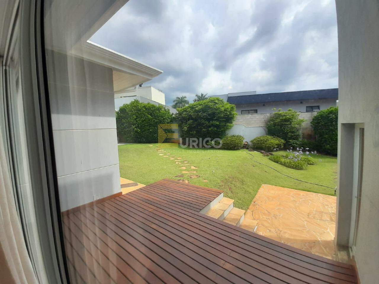 Casa em condomínio à venda no Condomínio Portal do Lago em Valinhos/SP: 