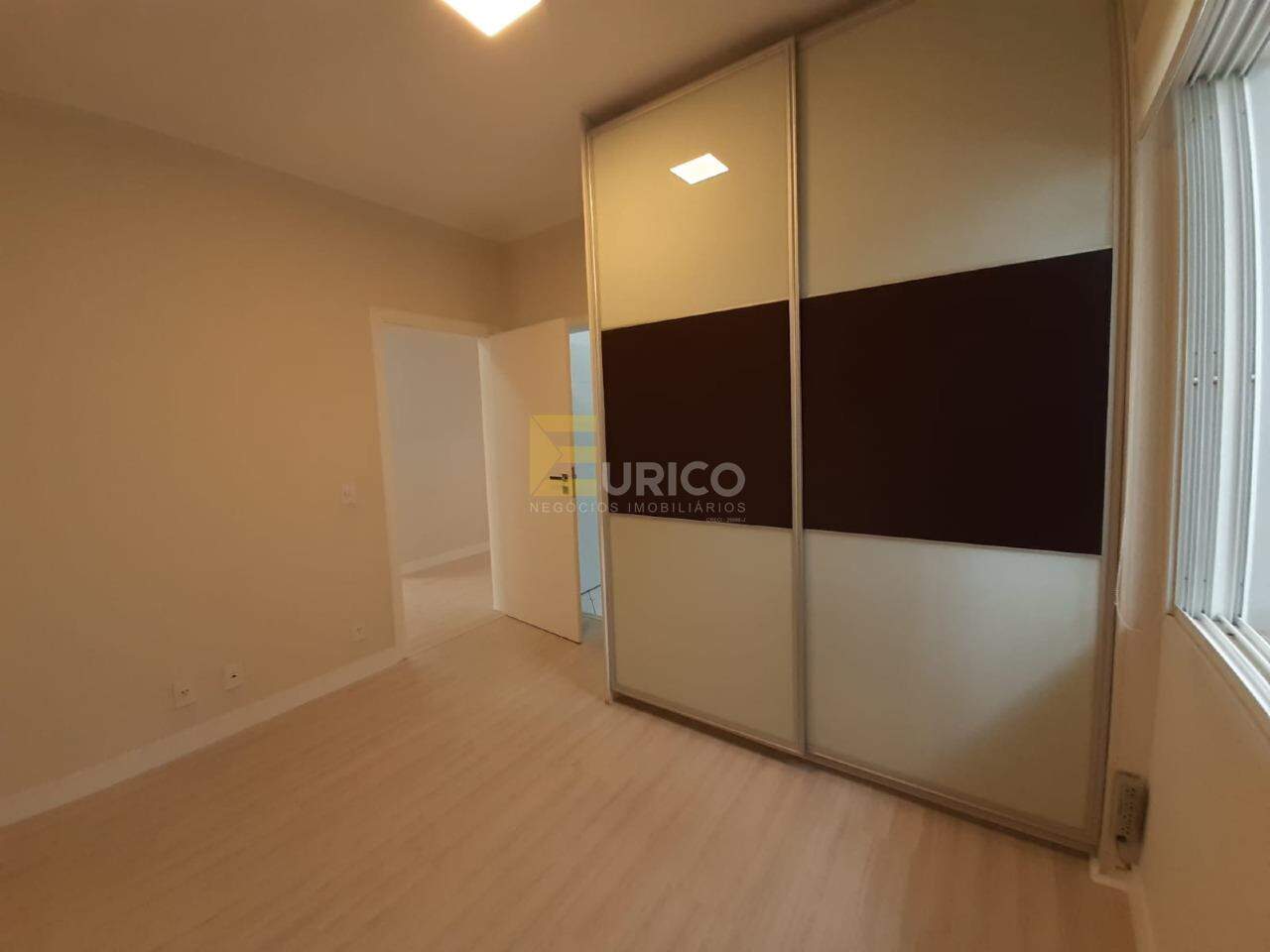 Casa em condomínio à venda no Condomínio Portal do Lago em Valinhos/SP: 