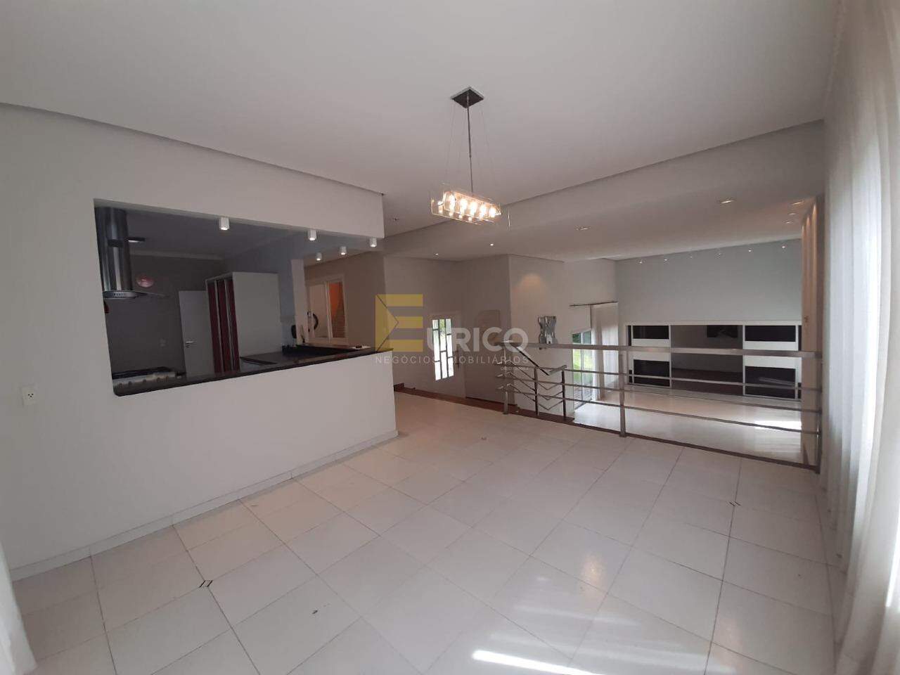 Casa em condomínio à venda no Condomínio Portal do Lago em Valinhos/SP: 