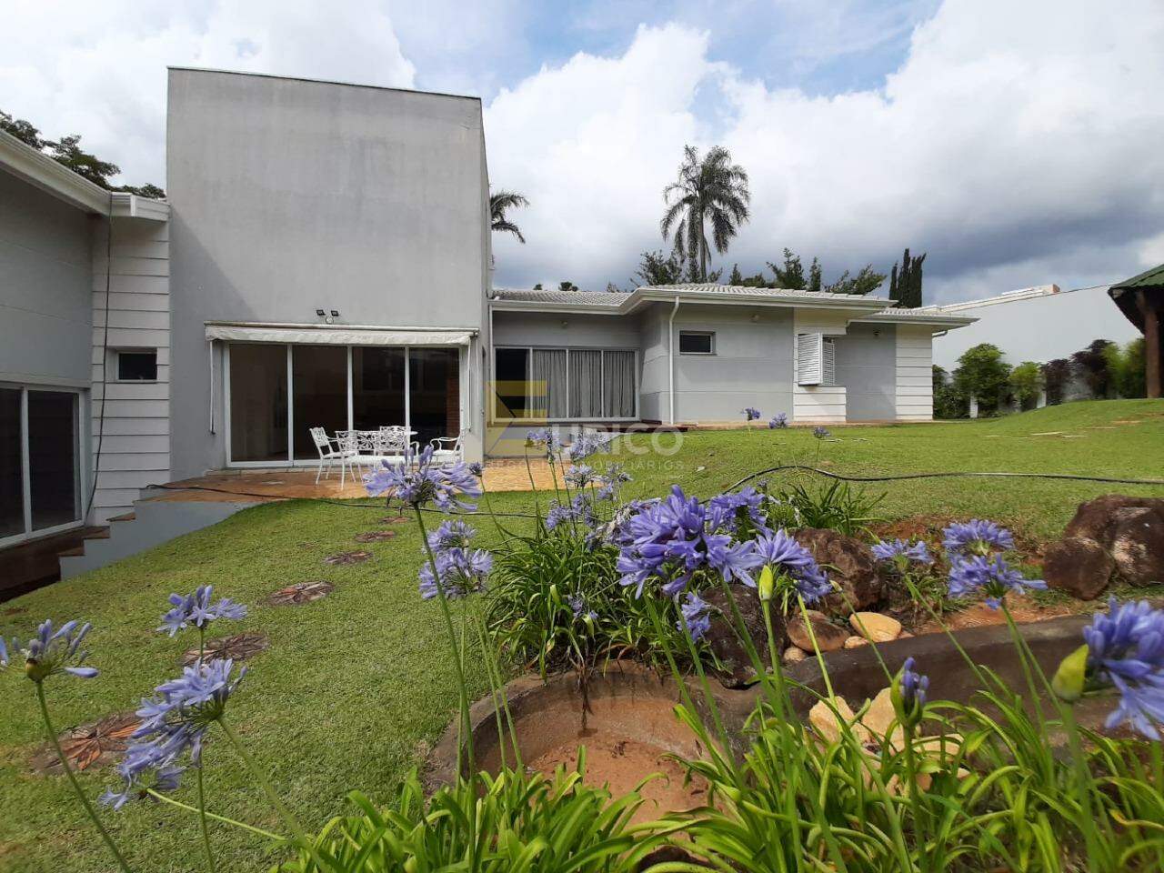 Casa em condomínio à venda no Condomínio Portal do Lago em Valinhos/SP: 