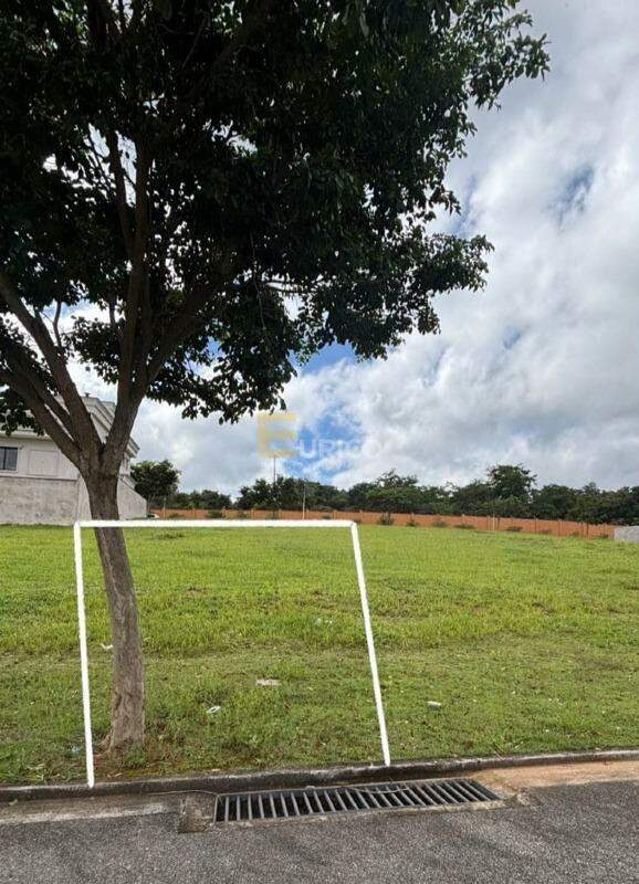 Terreno em Condomínio à venda no Condomínio Alphaville Jundiaí em Jundiaí/SP: 