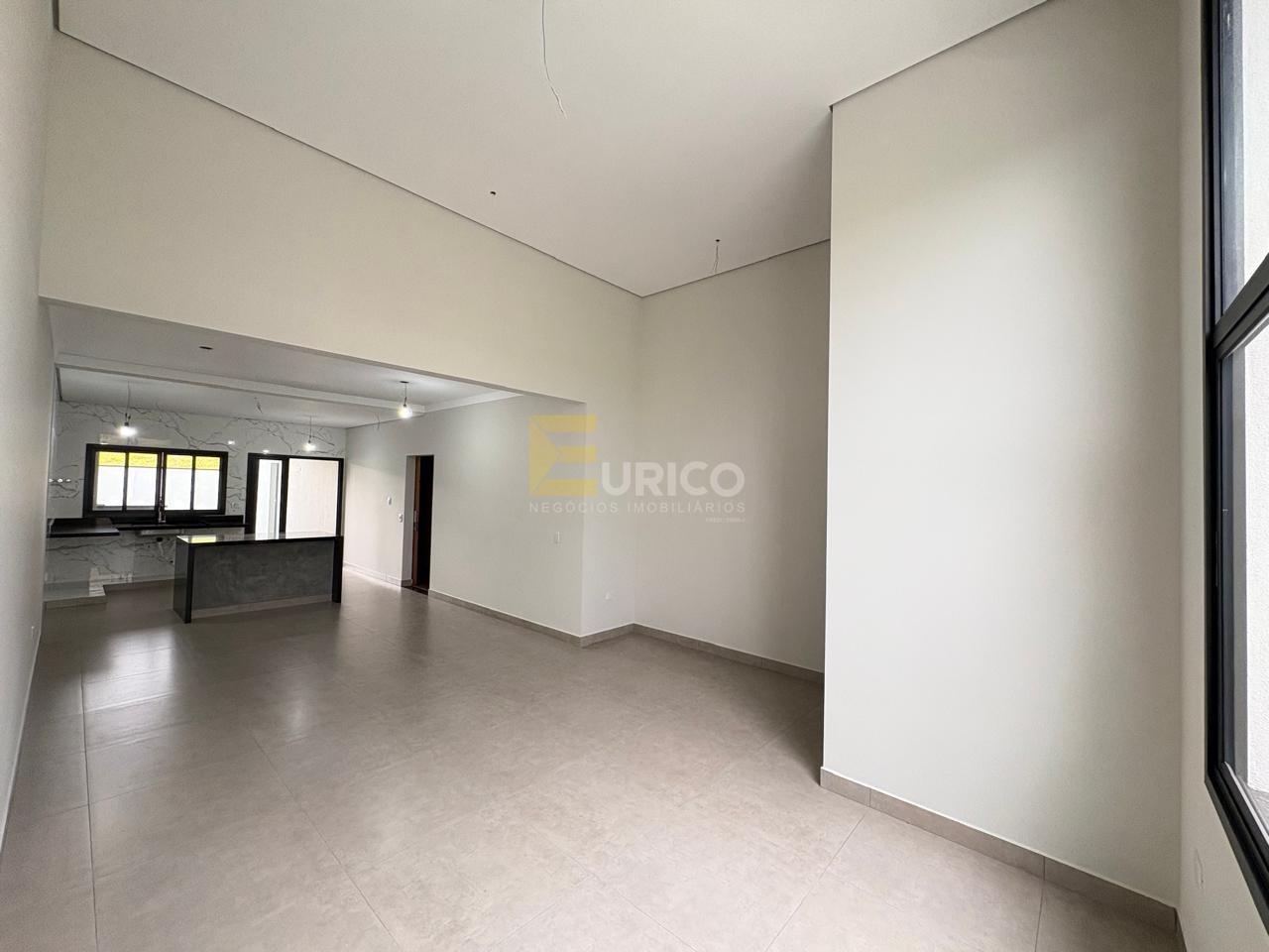 Casa à venda no Bosque em Vinhedo/SP: SALA