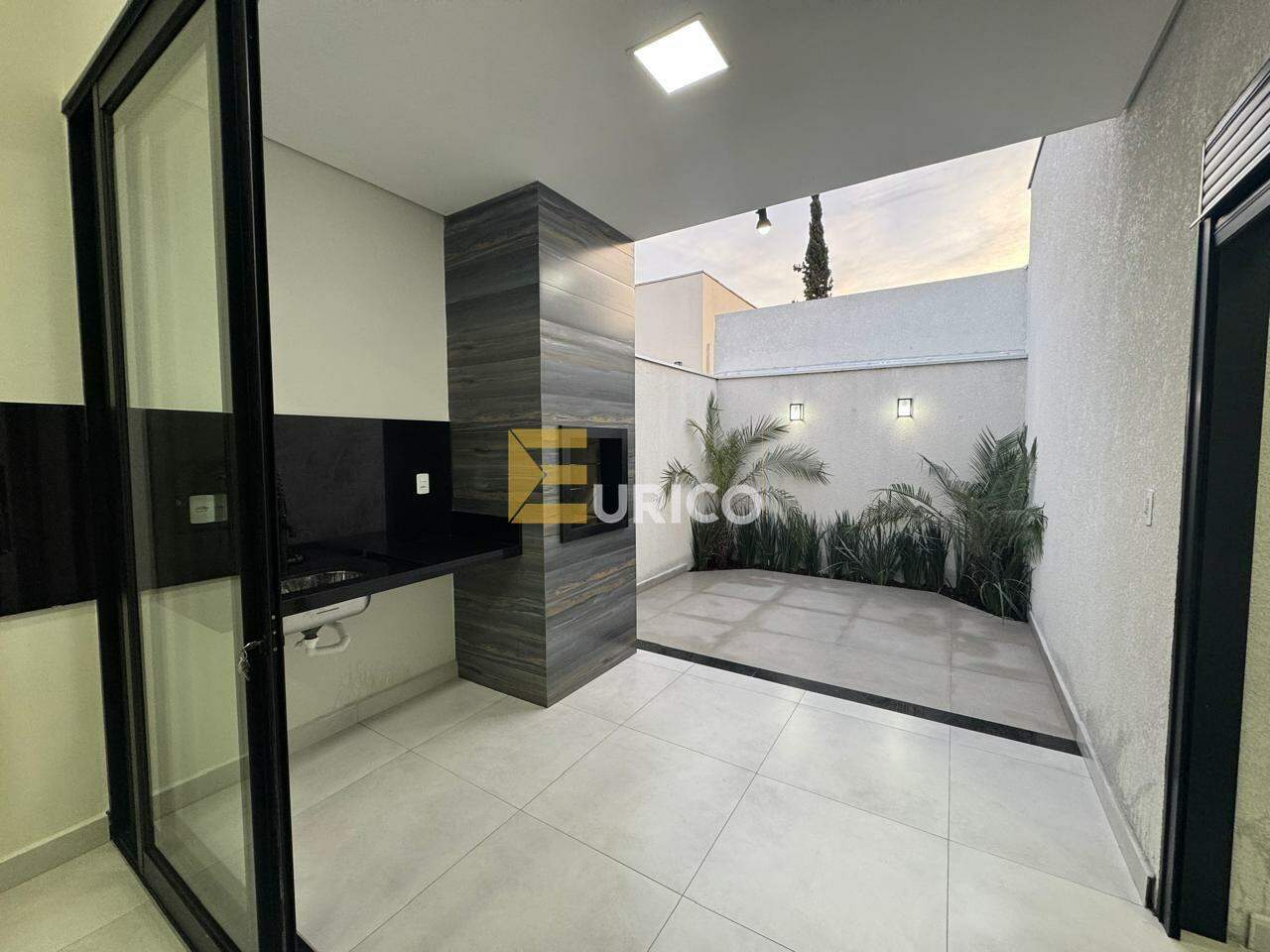 Casa em condomínio à venda no Jardim Novo Horizonte em Sorocaba/SP: 