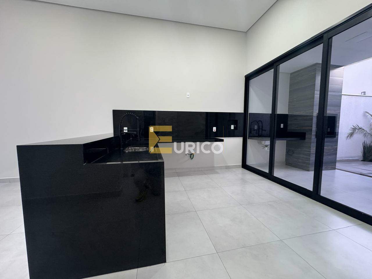 Casa em condomínio à venda no Jardim Novo Horizonte em Sorocaba/SP: 