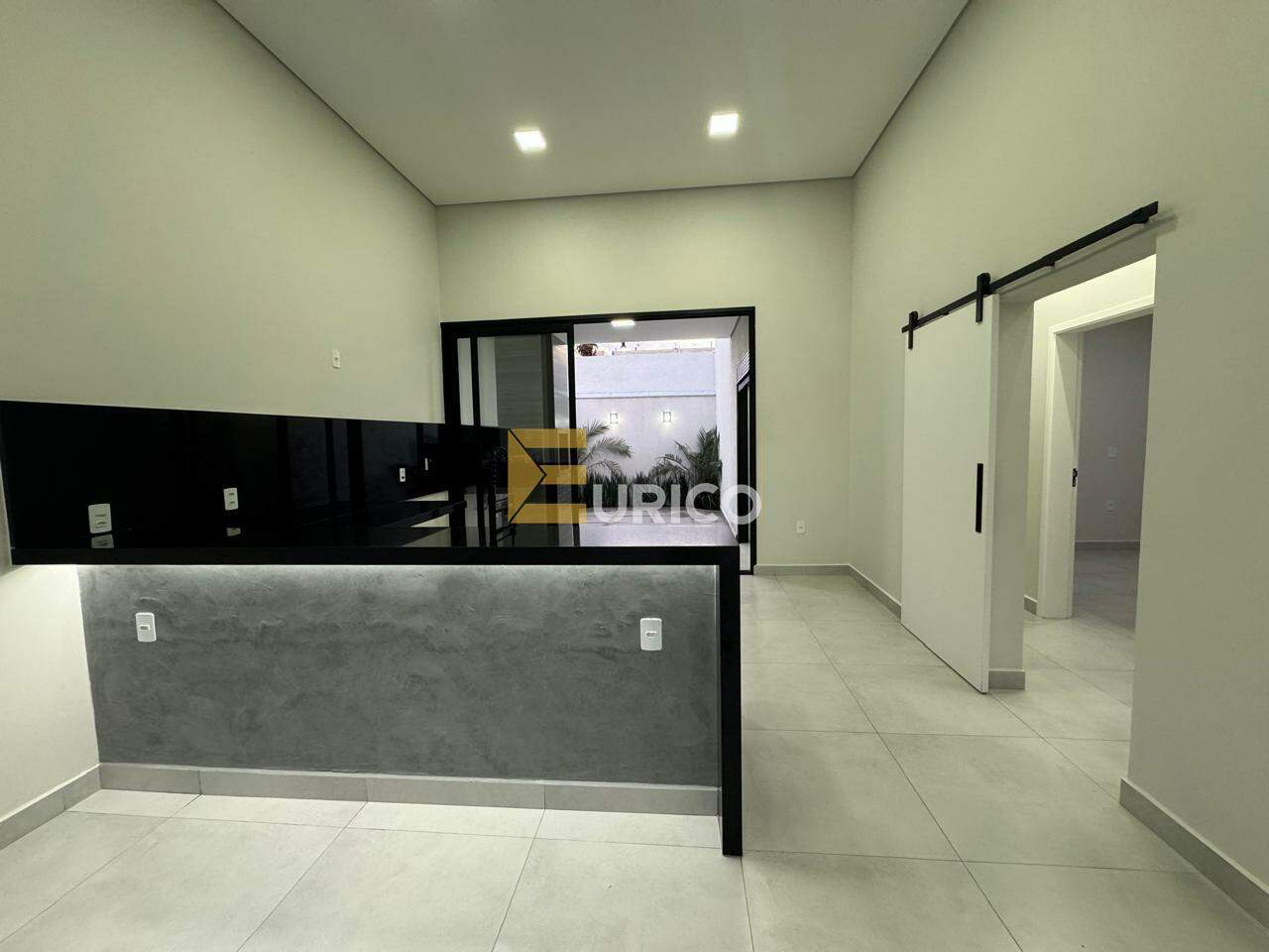 Casa em condomínio à venda no Jardim Novo Horizonte em Sorocaba/SP: 