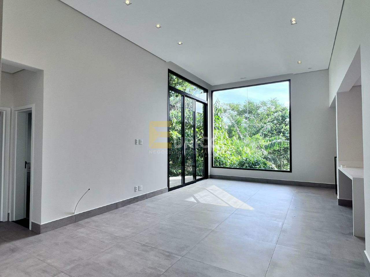 Casa em condomínio à venda no Condomínio Reserva do Itamaracá em Valinhos/SP: 