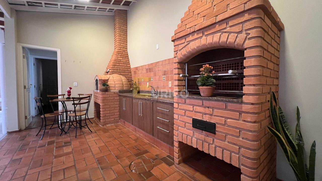 Casa à venda no JARDIM NOVO HORIZONTE em Valinhos/SP: 