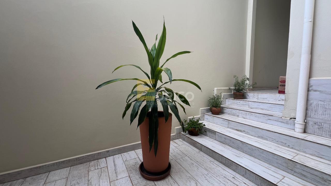 Casa à venda no JARDIM NOVO HORIZONTE em Valinhos/SP: 