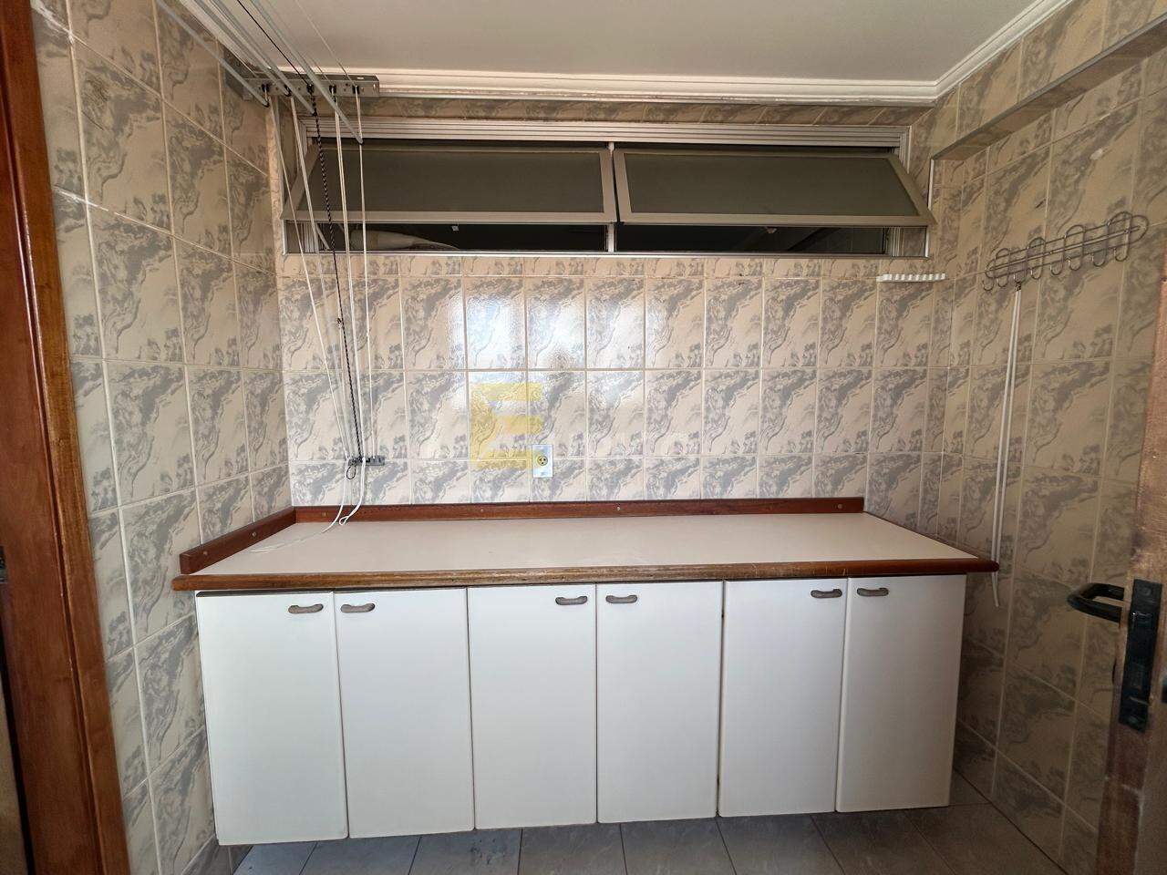 Apartamento à venda no Condomínio Residencial Bandeirantes em Valinhos/SP: 