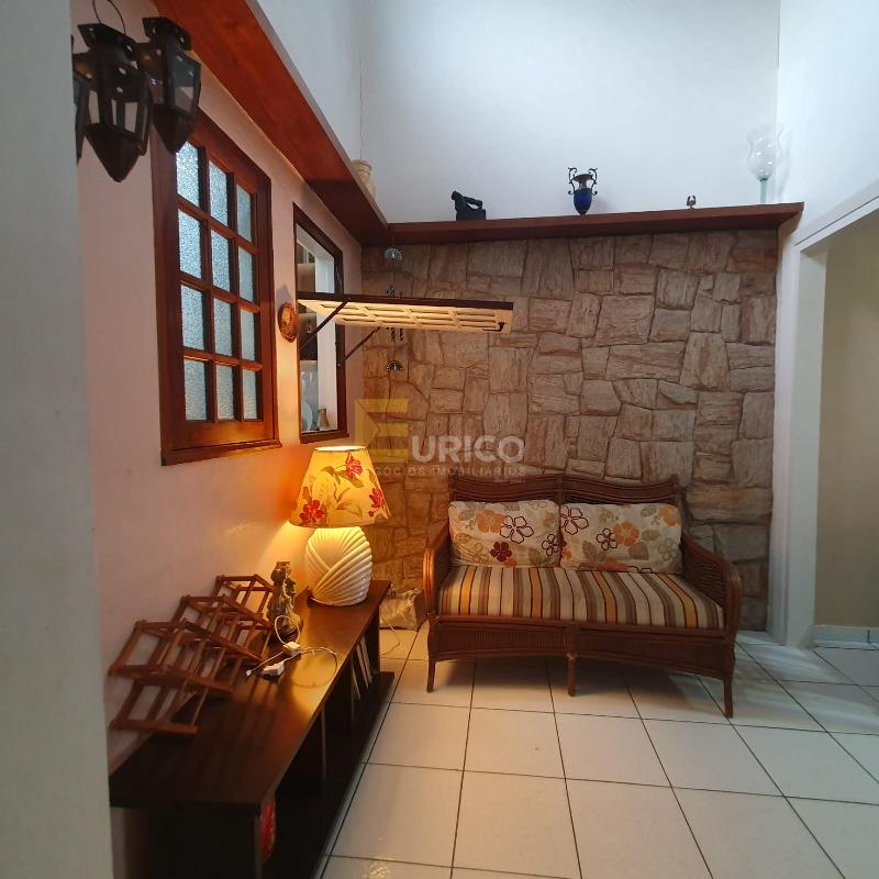 Casa à venda no RESIDENCIAL SÃO LUIZ em Valinhos/SP: 