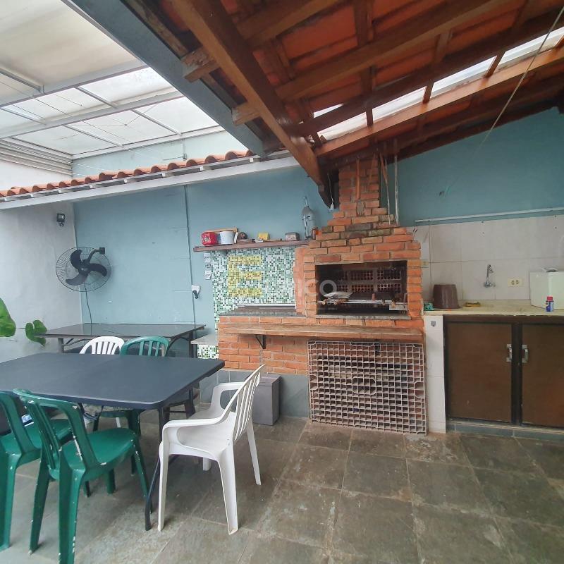 Casa à venda no RESIDENCIAL SÃO LUIZ em Valinhos/SP: 