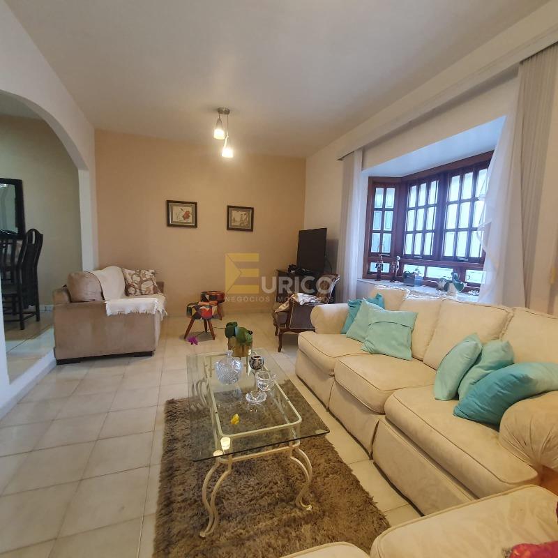 Casa à venda no RESIDENCIAL SÃO LUIZ em Valinhos/SP: 