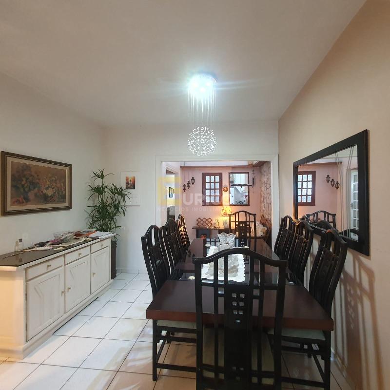 Casa à venda no RESIDENCIAL SÃO LUIZ em Valinhos/SP: 