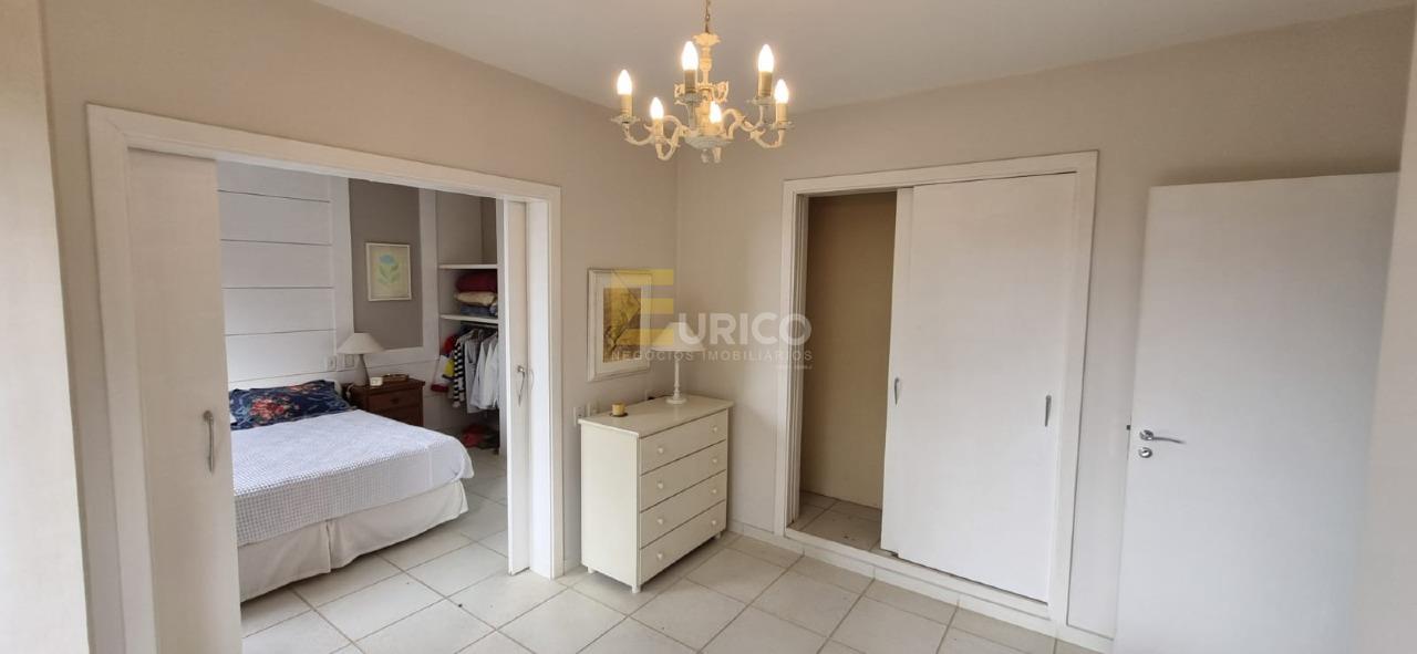 Casa em condomínio à venda no Condomínio Vale da Santa Fé em Vinhedo/SP: