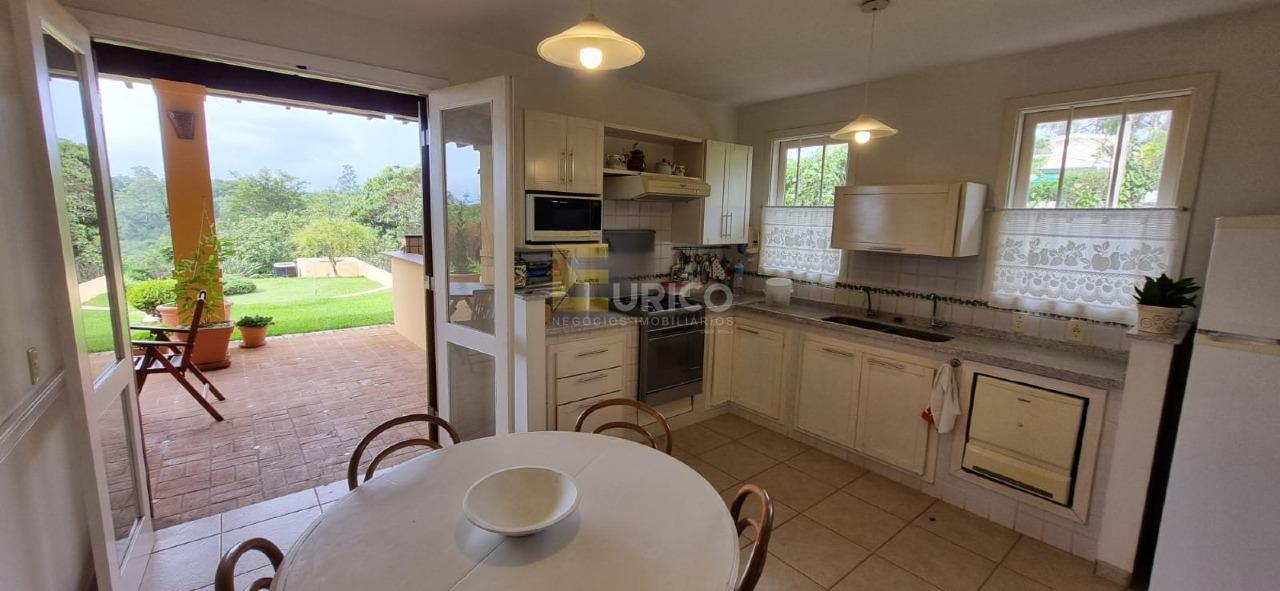 Casa em condomínio à venda no Condomínio Vale da Santa Fé em Vinhedo/SP: