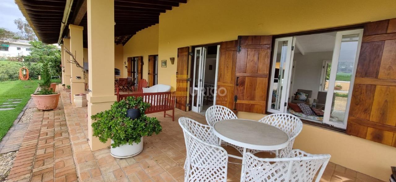 Casa em condomínio à venda no Condomínio Vale da Santa Fé em Vinhedo/SP: