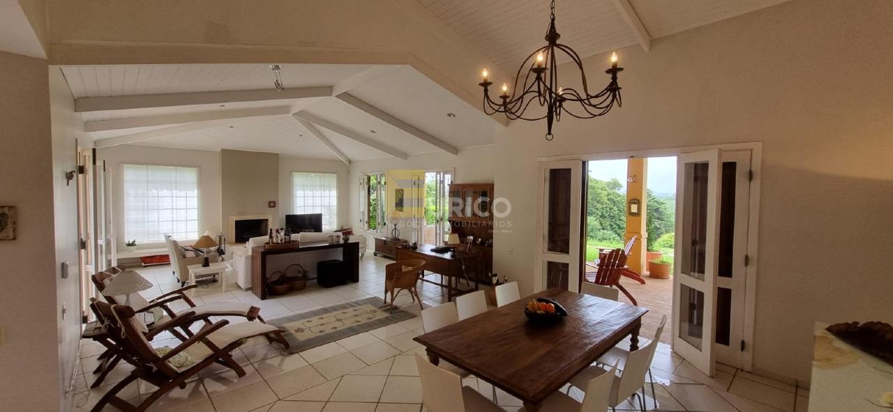 Casa em condomínio à venda no Condomínio Vale da Santa Fé em Vinhedo/SP: