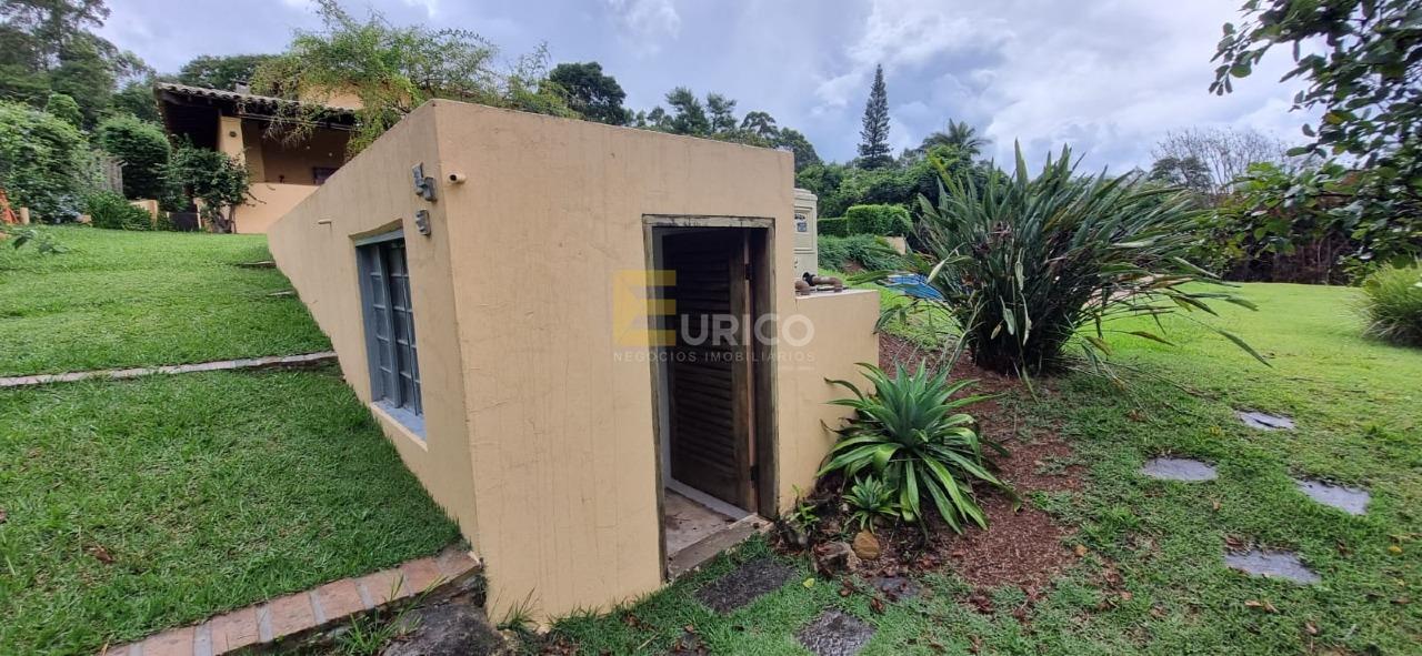 Casa em condomínio à venda no Condomínio Vale da Santa Fé em Vinhedo/SP: