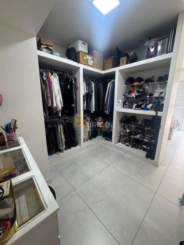 Casa em condomínio à venda no Condomínio Residencial Tabatinga em Valinhos/SP: 