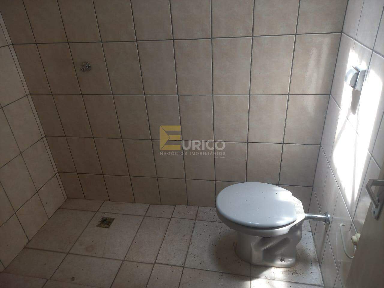 Salão para aluguel no Centro em Vinhedo/SP: 