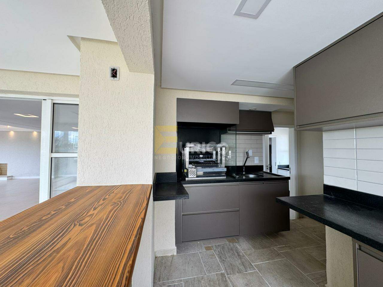 Apartamento à venda no Condomínio Bougainville em Campinas/SP: