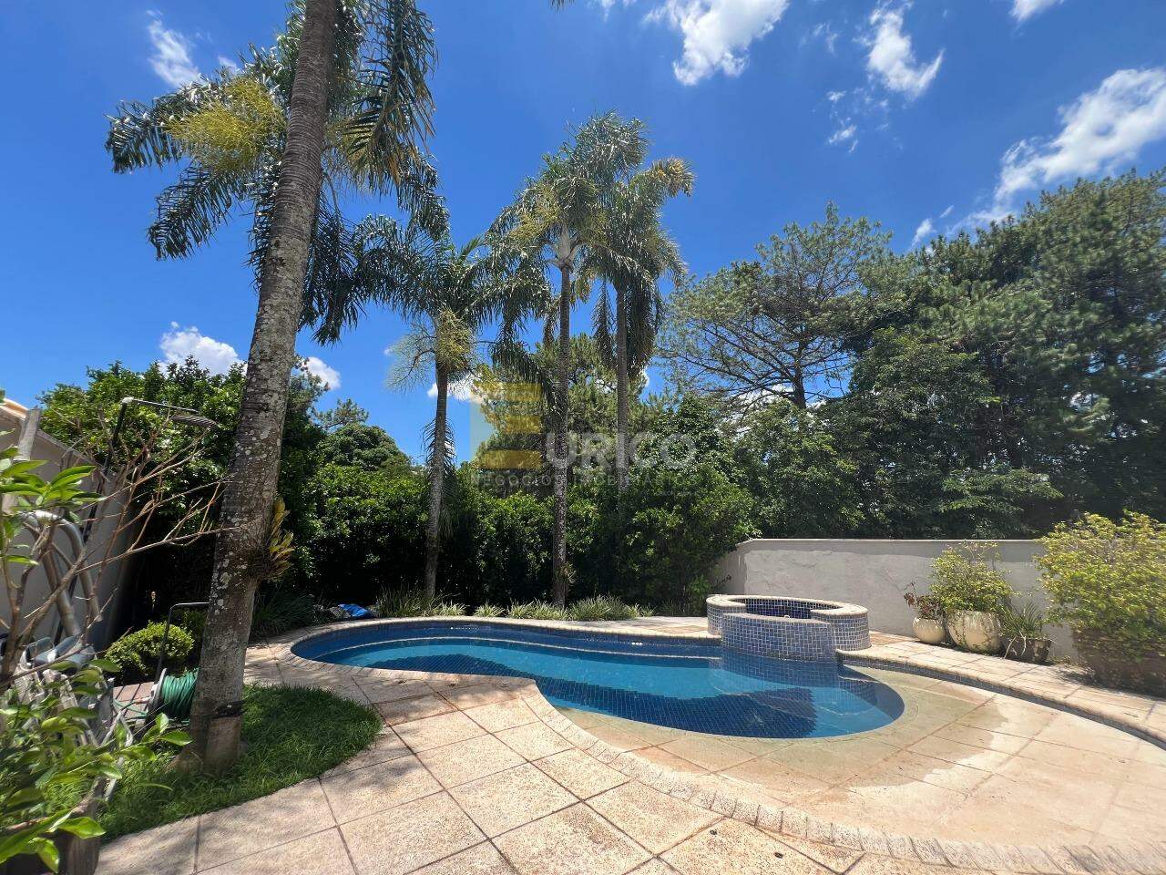 Casa em condomínio para aluguel no Condomínio Reserva Colonial em Valinhos/SP: 