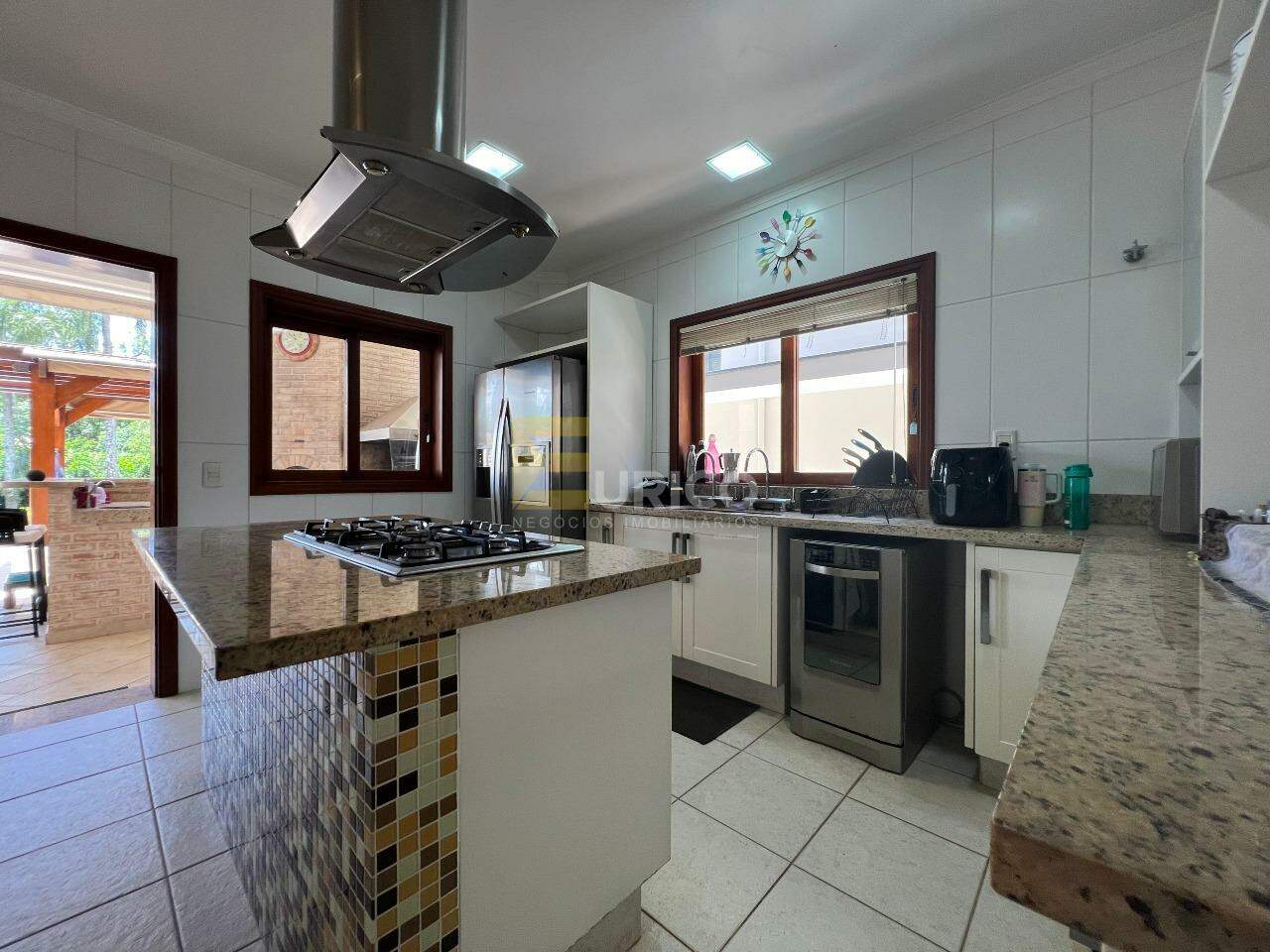 Casa em condomínio para aluguel no Condomínio Reserva Colonial em Valinhos/SP: 