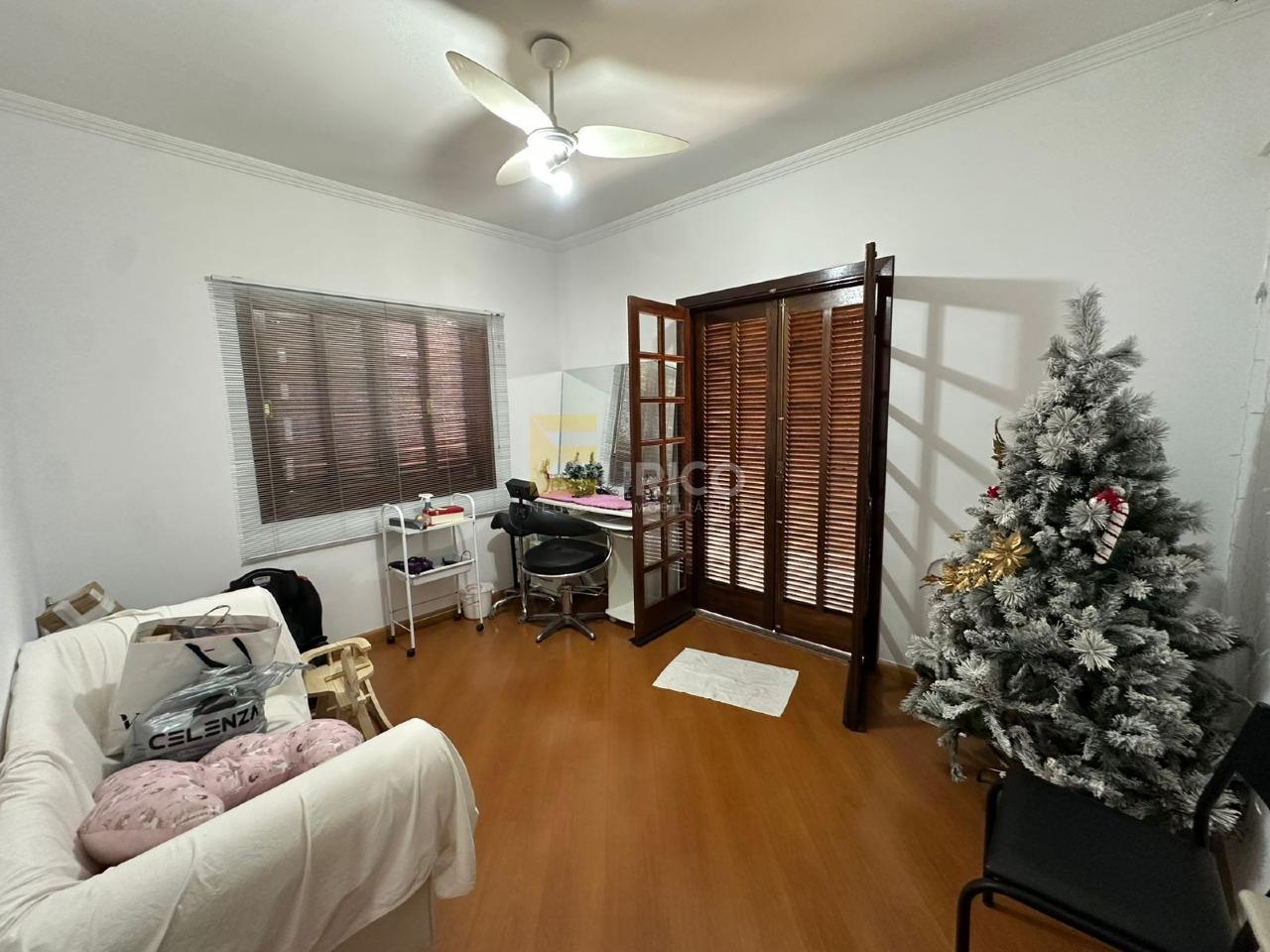 Casa em condomínio à venda no Condomínio Recanto dos Paturis em Vinhedo/SP: 