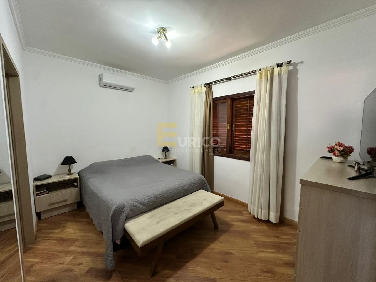 Casa em condomínio à venda no Condomínio Recanto dos Paturis em Vinhedo/SP: 