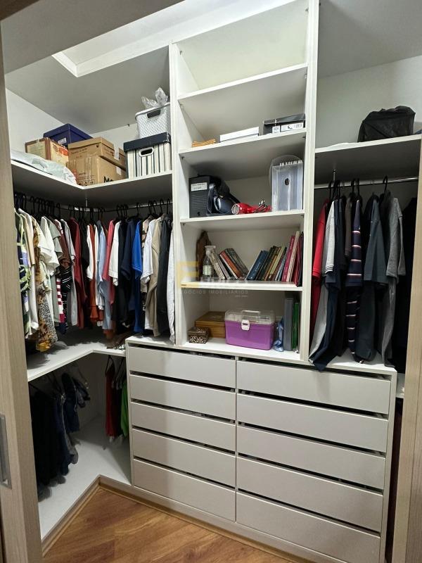 Casa em condomínio à venda no Condomínio Recanto dos Paturis em Vinhedo/SP: 