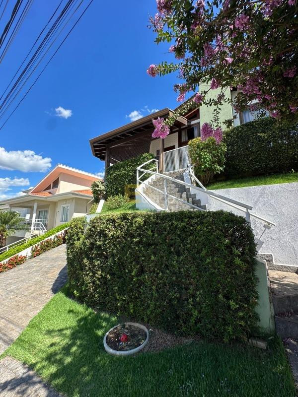 Casa em condomínio à venda no Condomínio Recanto dos Paturis em Vinhedo/SP: 