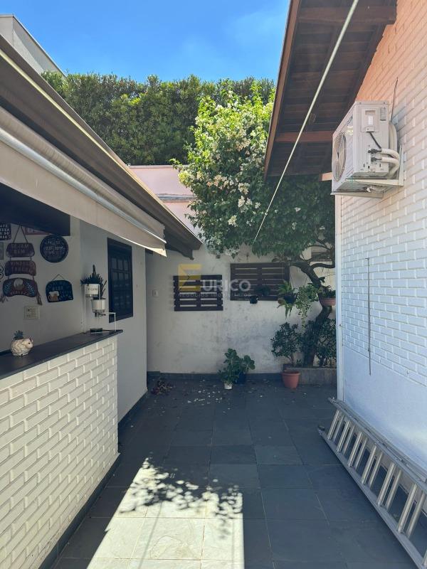 Casa em condomínio à venda no Condomínio Recanto dos Paturis em Vinhedo/SP: 