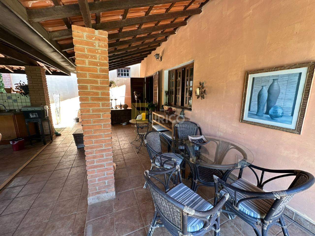 Casa em condomínio à venda no Condomínio Vale da Santa Fé em Vinhedo/SP: 
