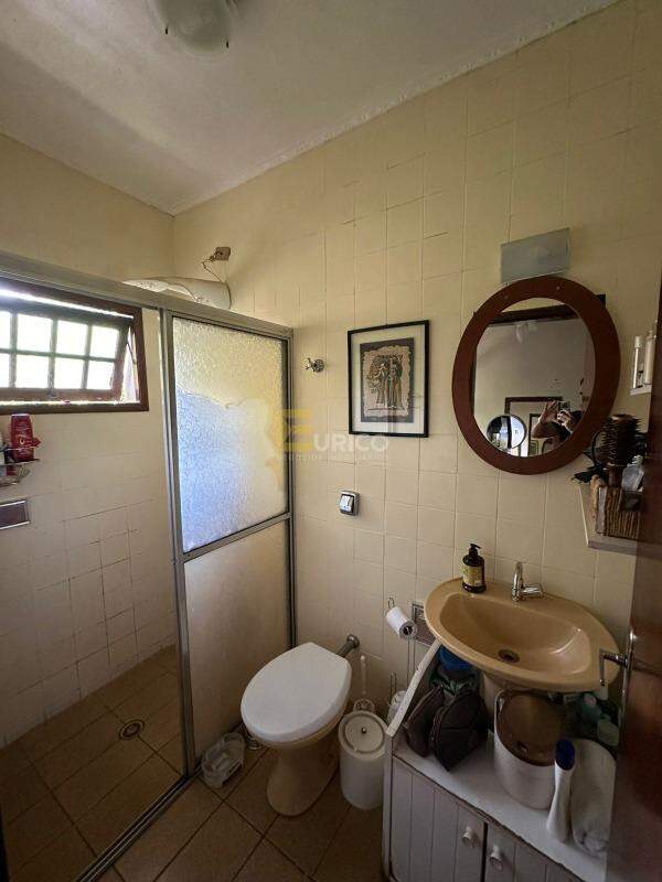 Casa em condomínio à venda no Condomínio Vale da Santa Fé em Vinhedo/SP: 