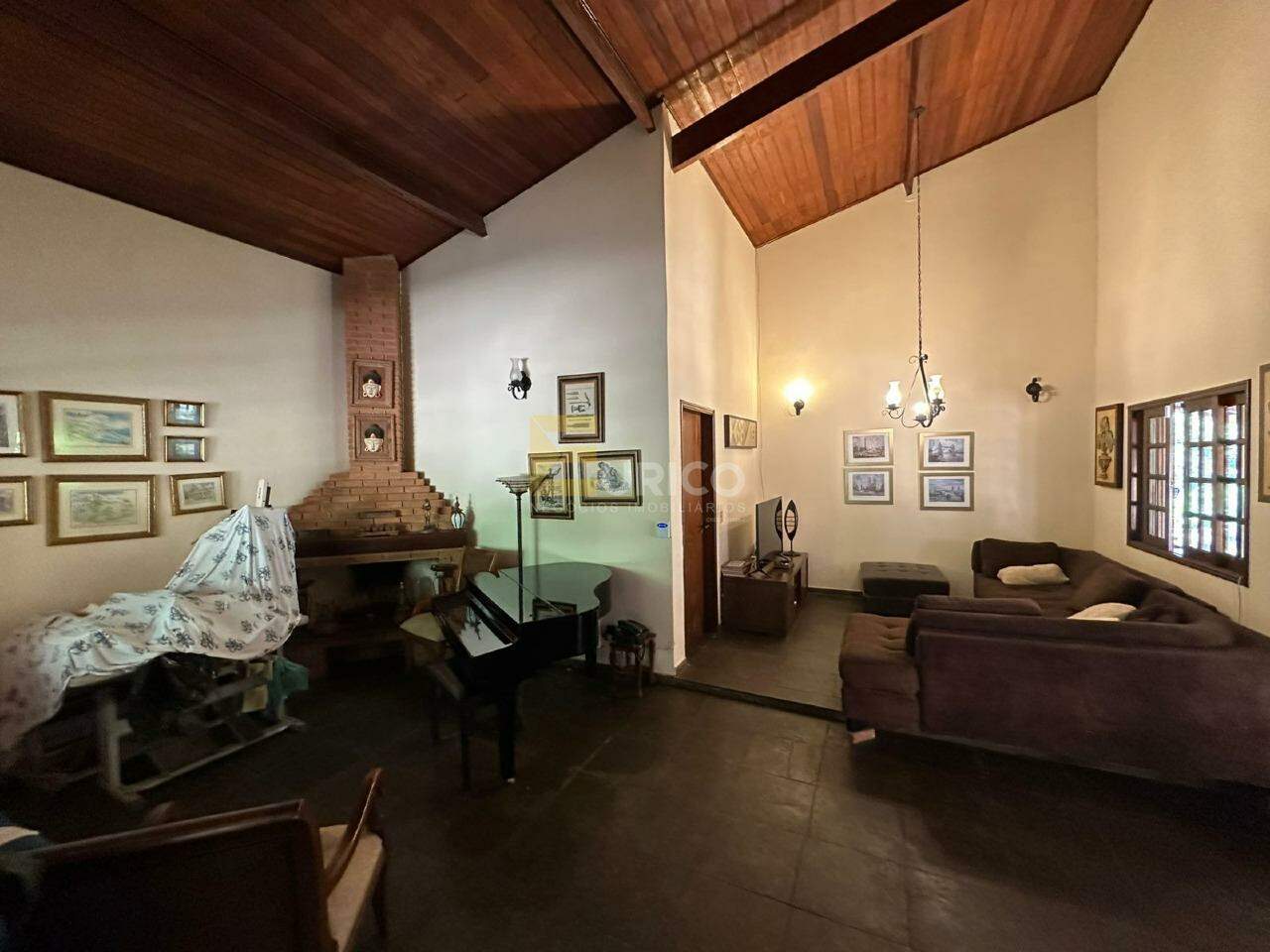 Casa em condomínio à venda no Condomínio Vale da Santa Fé em Vinhedo/SP: 